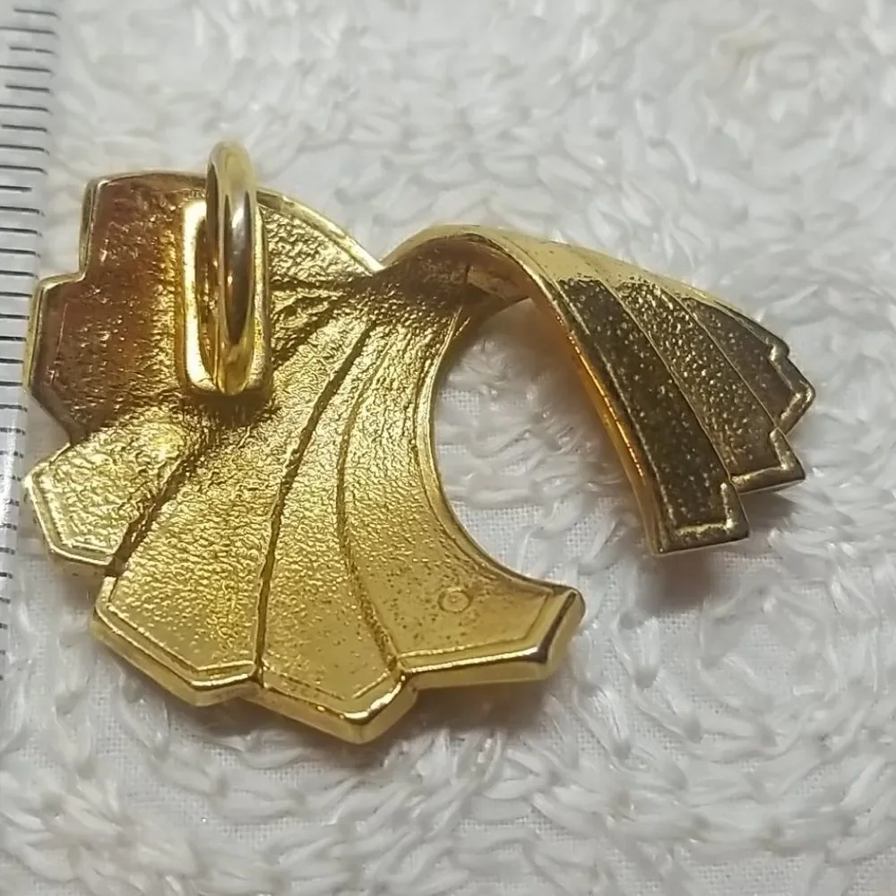 Scarf Holder Swirl Wave Peach Gold Vintage
